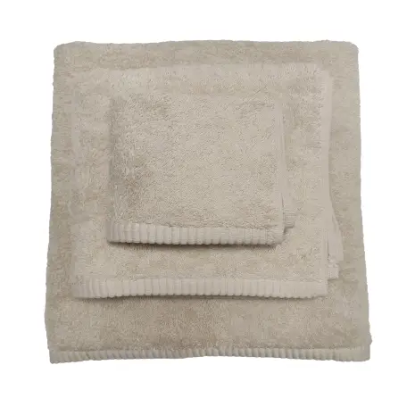 Prosop de baie uni 'LOTUS' – set de 3 bucăți – culoare crema - Prosop de baie uni 'LOTUS' – set de 3 bucăți – culoare crema